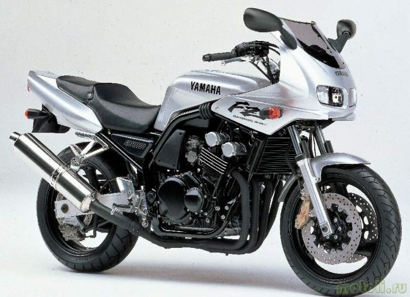 Yamaha FZ400 Fazer 