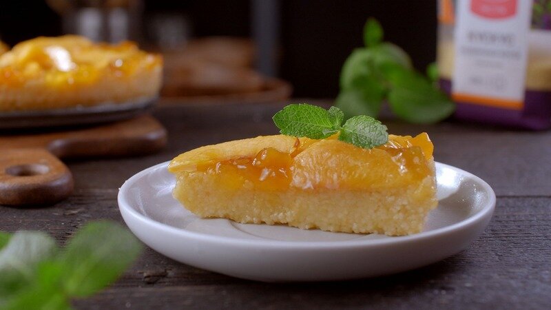 Персиковый десерт с кускусом