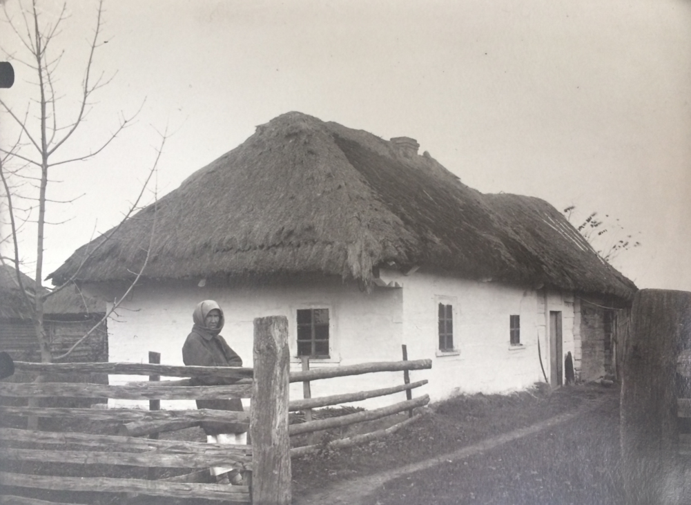 commons.wikimedia.org/wiki/File:Село_Білка,_селянська_хата.jpg