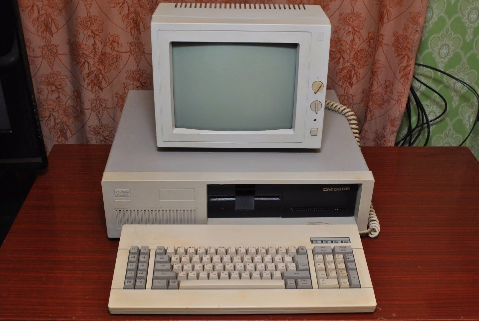 Как назывались первые компьютеры в ссср. Ямаха КУВТ 805. КУВТ Корвет пк8020/8010.