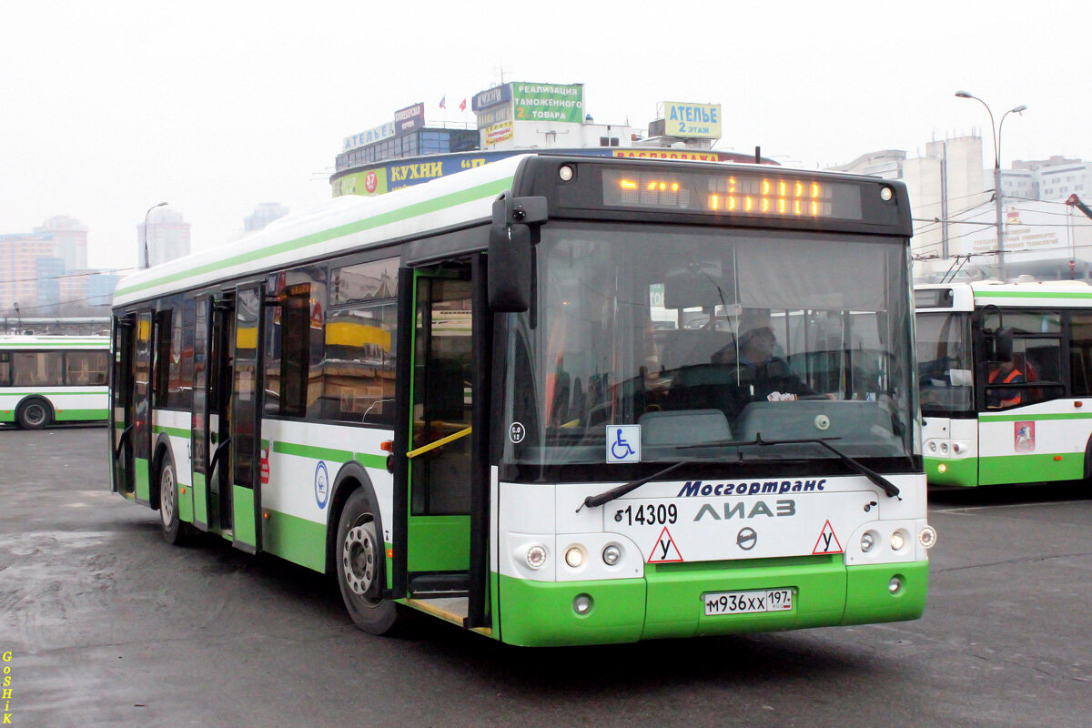 ЛиАЗ 5292 с прислонно-сдвижными дверьми. (Автор фото: egor272272)