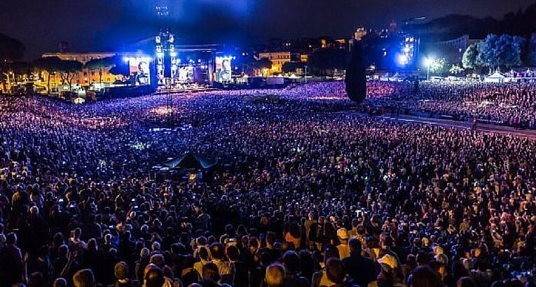 Terme di caracalla концерты. Термы каракаллы в риме оперные спектакли. Спонсоры рок фестивалей. Концерты в риме. Термы каракаллы паваротти.