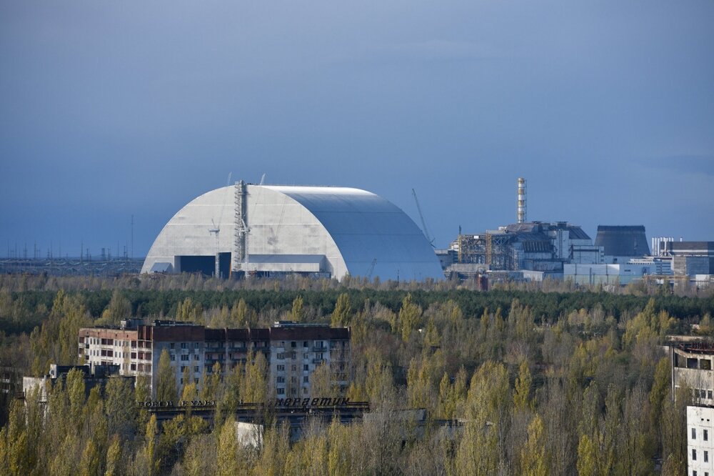 «Укрытие» или просто «Саркофаг». Вид снаружи