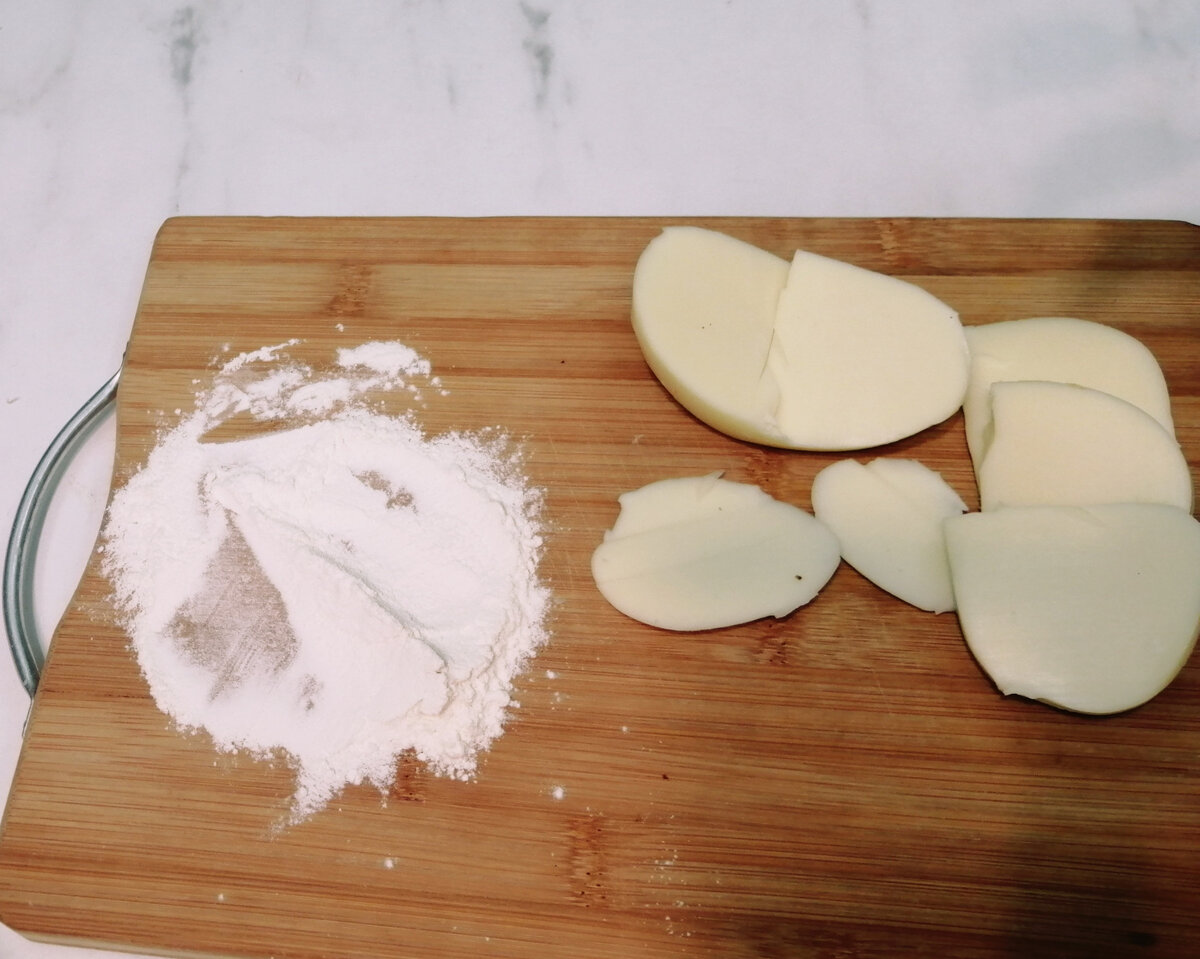 Жареный сулугуни. А вам в какой панировке нравится больше?