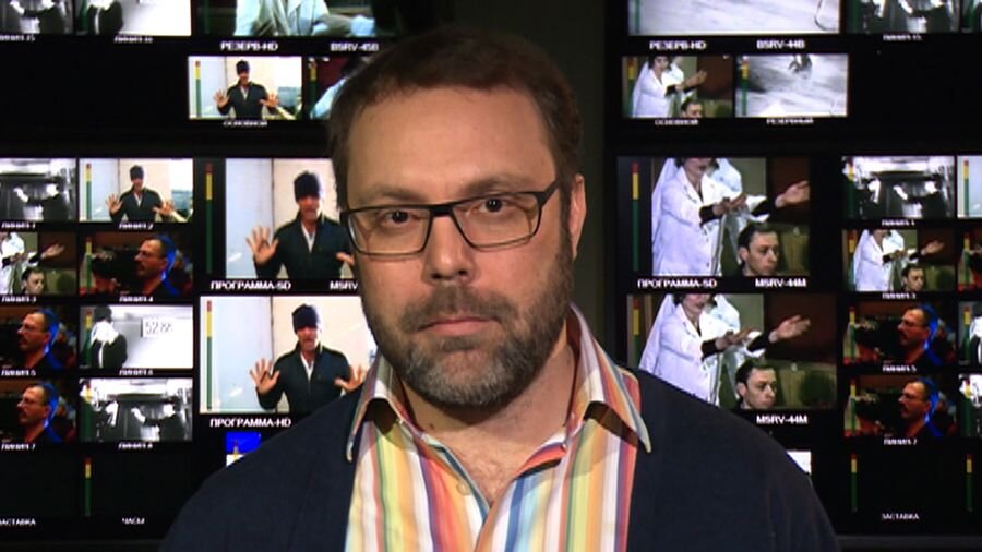 Журналист Борис Соболев. Автор и ведущий программы "Идущие к чёрту".