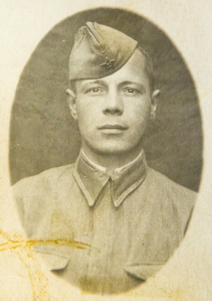 
Одна из немногих фотографий  отца. Михаил Аршинов.
