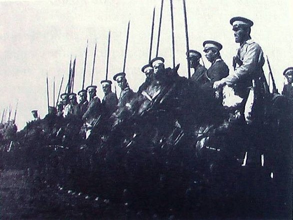 Казаки.  Скоро начнется...