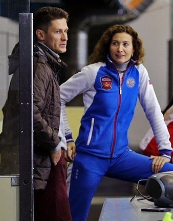 А. Железняков и Э.Тутберидзе в 2015 году
Источник фото: группа Этери Тутберидзе, ВК