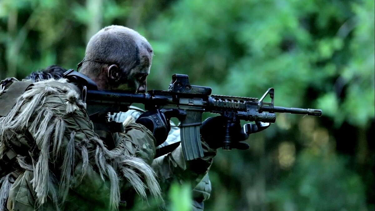 Надеюсь, ни одно длинношёрстное животное при пошивке этого камуфляжа не пострадало. 