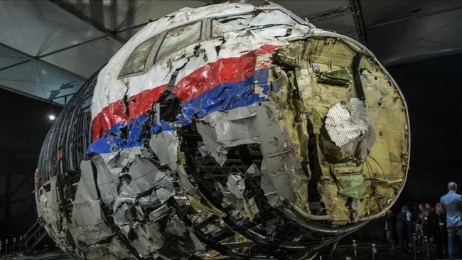 Власти Нидерландов подадут в Европейский суд по правам человека (ЕСПЧ) иск против России в связи с уничтожением в 2014 году лайнера, выполнявшего рейс MH17, сообщает агентство Reuters, ссылаясь на письмо правительства страны в парламент.