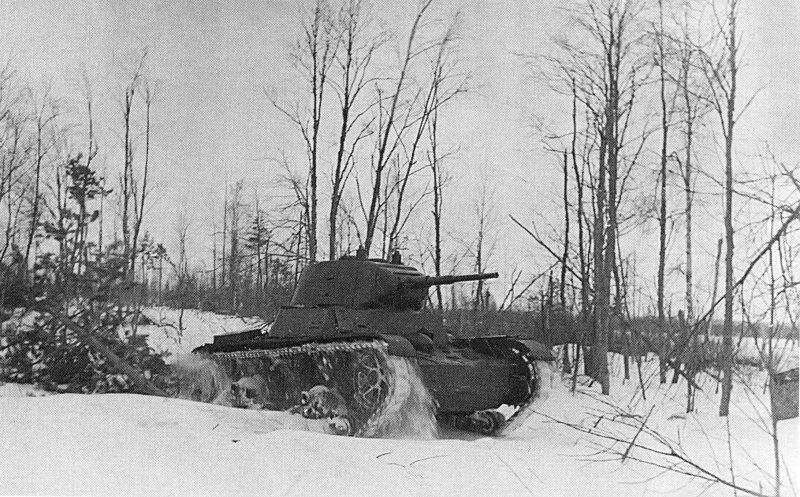 Советский легкий танк Т-26.