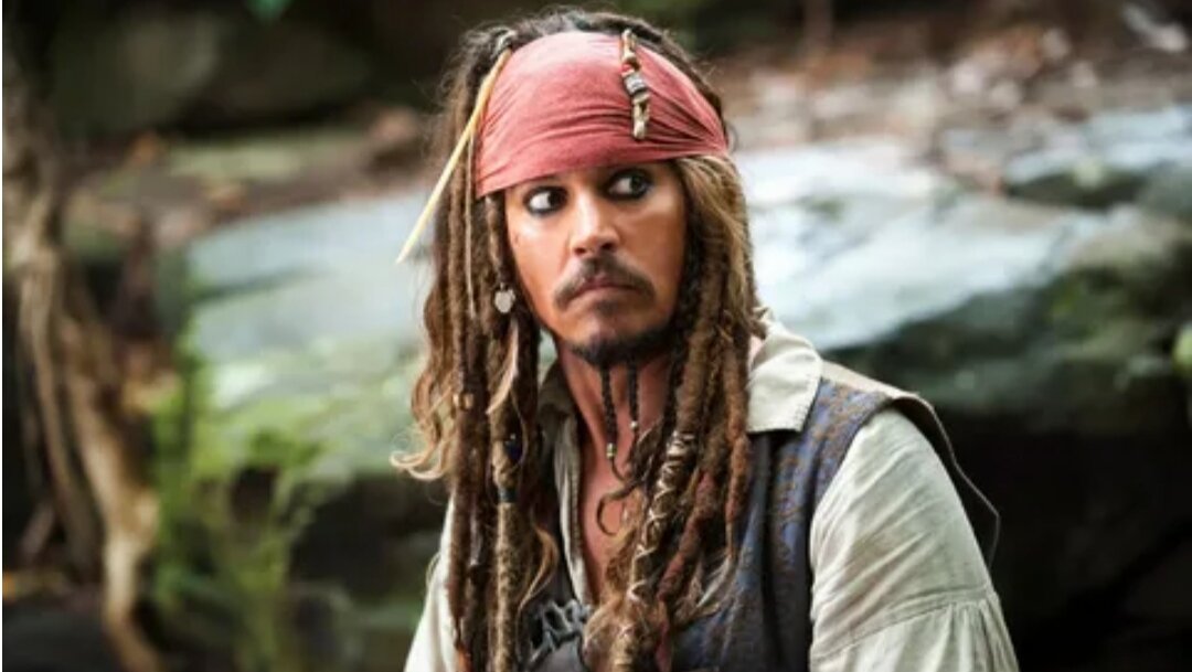 Джони Депп в фильме "Пираты Карибского моря"