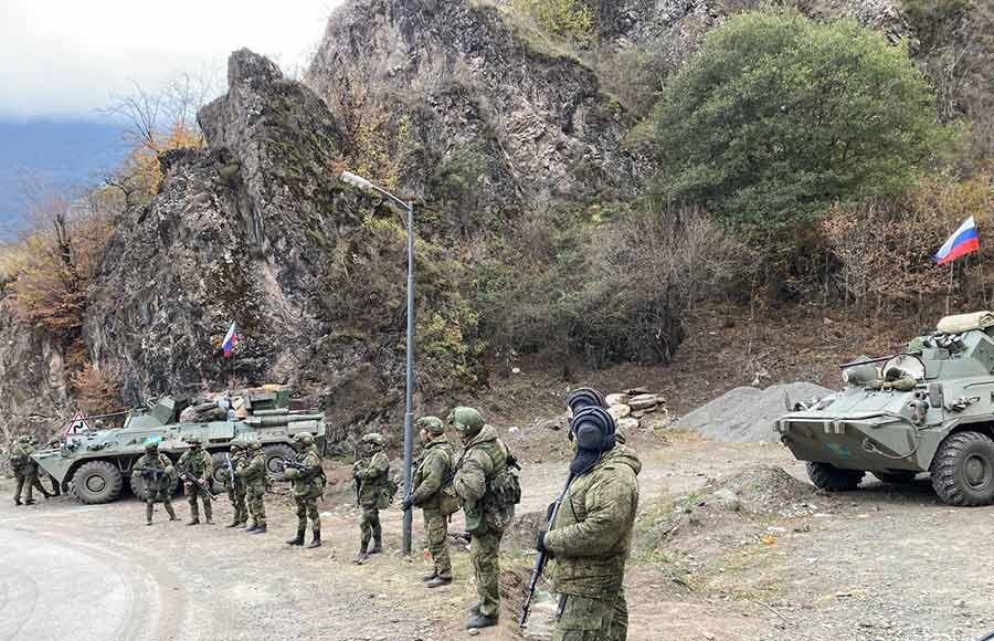Шаткое равновесие в Нагорном Карабахе едва ли не в решающей степени сохраняется благодаря присутствию российских миротворцев
