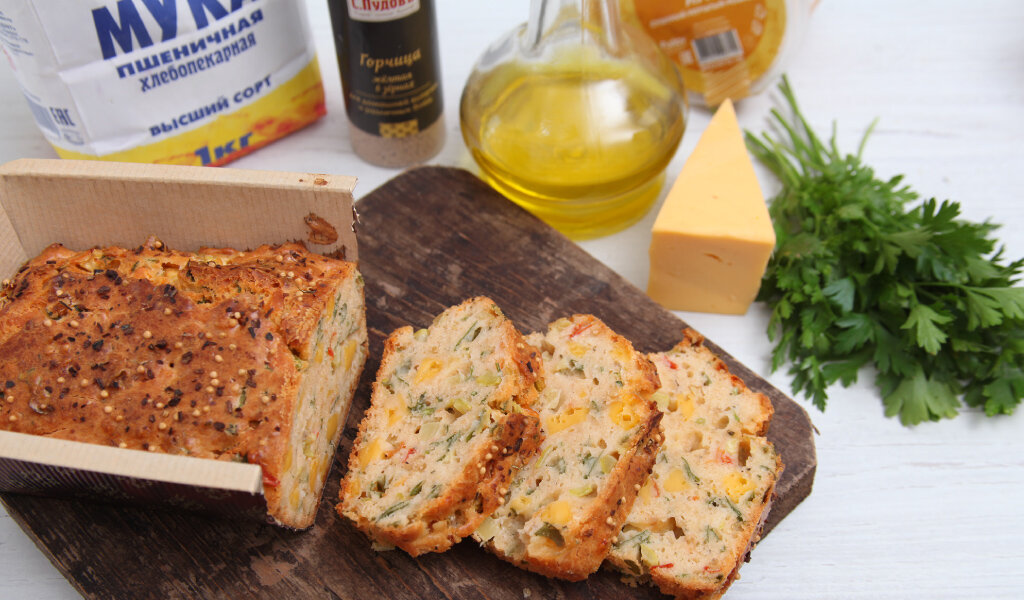 Рецепт закусочного кекса с овощами