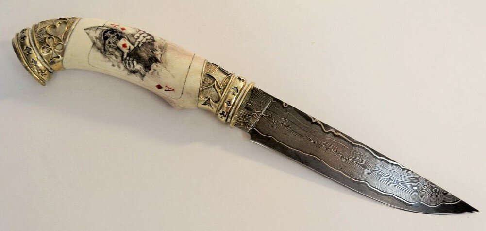 Нож Ласка, дамасская сталь, рог лося, скрим-шоу Джокер, мельхиор