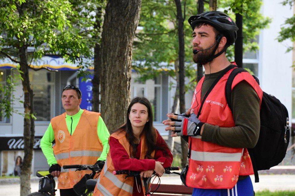     Экскурсии могут быть и на велосипеде  Из личного архива героя публикации