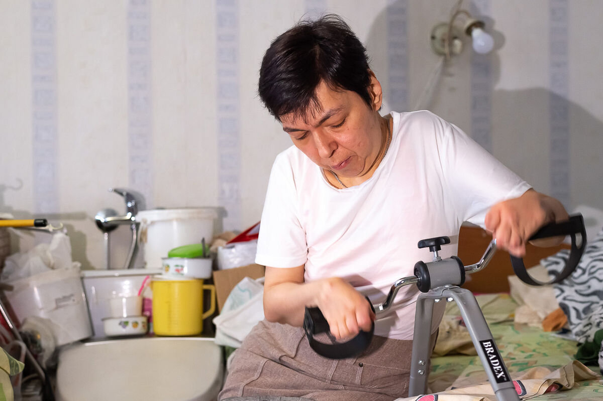 Наталья Потапова ежедневно делает упражнения для мышц и суставов