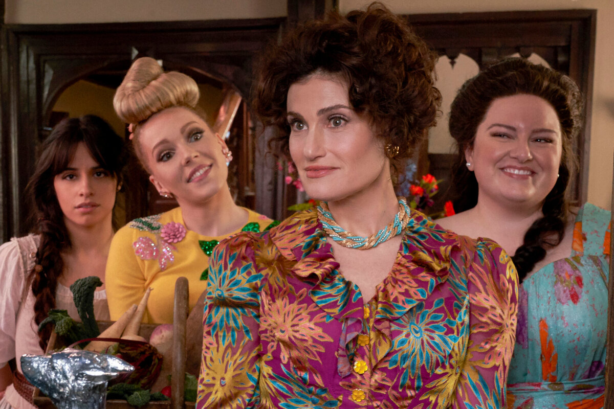 Кадр из фильма в роли мачехи Вивиан - Индина Мензель