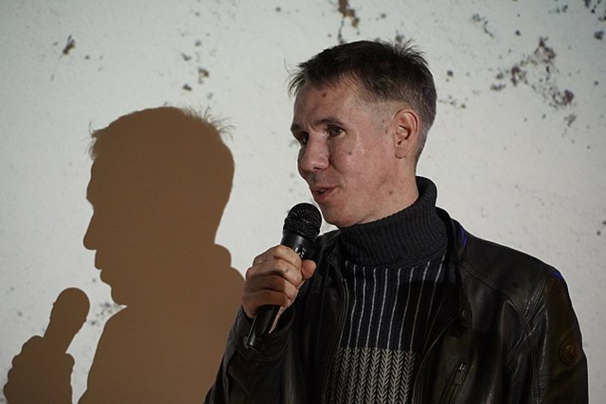    Mash: Панин задержан в Эстонии за дефекацию на улице