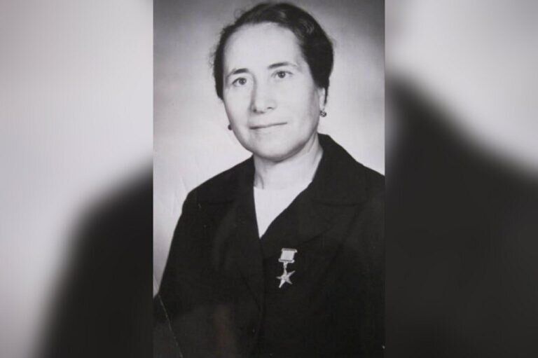    Ушла из жизни Мария Андреевна Дубровина, бывший главный врач Грачевской больницы Марина Шарт