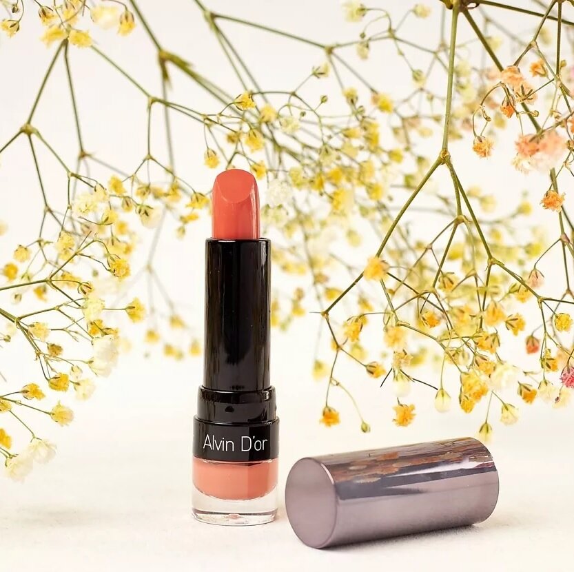 Губная помада  24h BB Cream