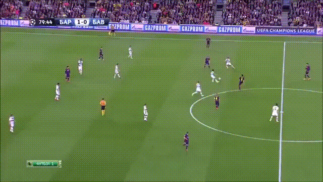 Своим сольным проходом в штрафную соперника аргентинец заставил упасть Боатенга.