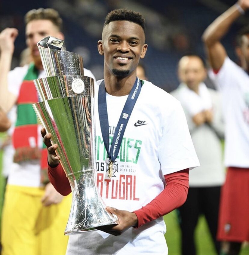 📷: @nelsonsemedo50