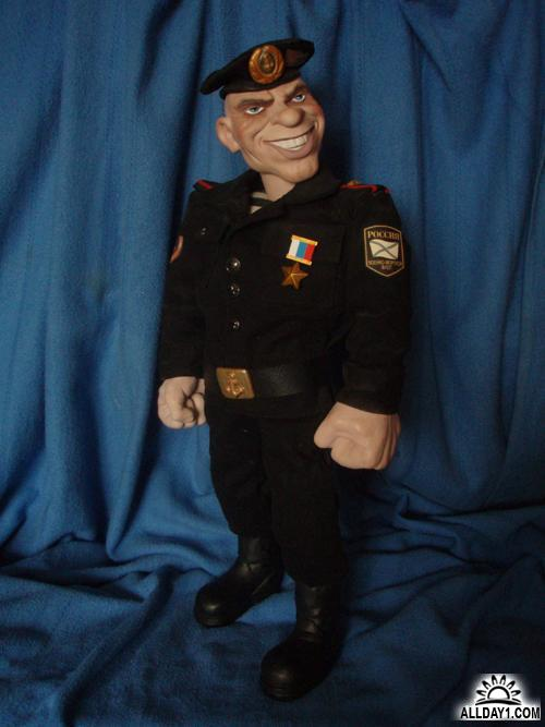 Авторы куклы: Евгений Животов, Марина Мамошина, Наталья Рябая. Взято с сайта allday1.com