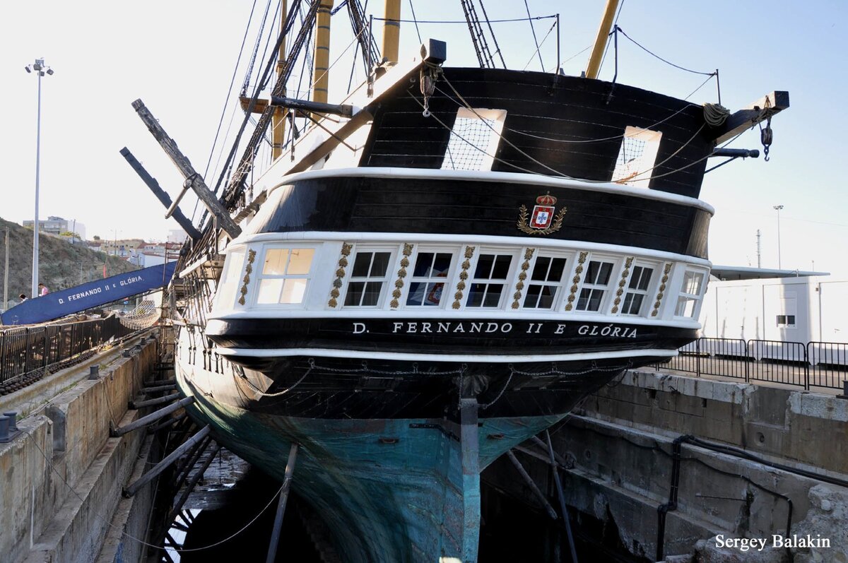 Португальский корабль-музей  - фрегат "Дон Фернандо 2".