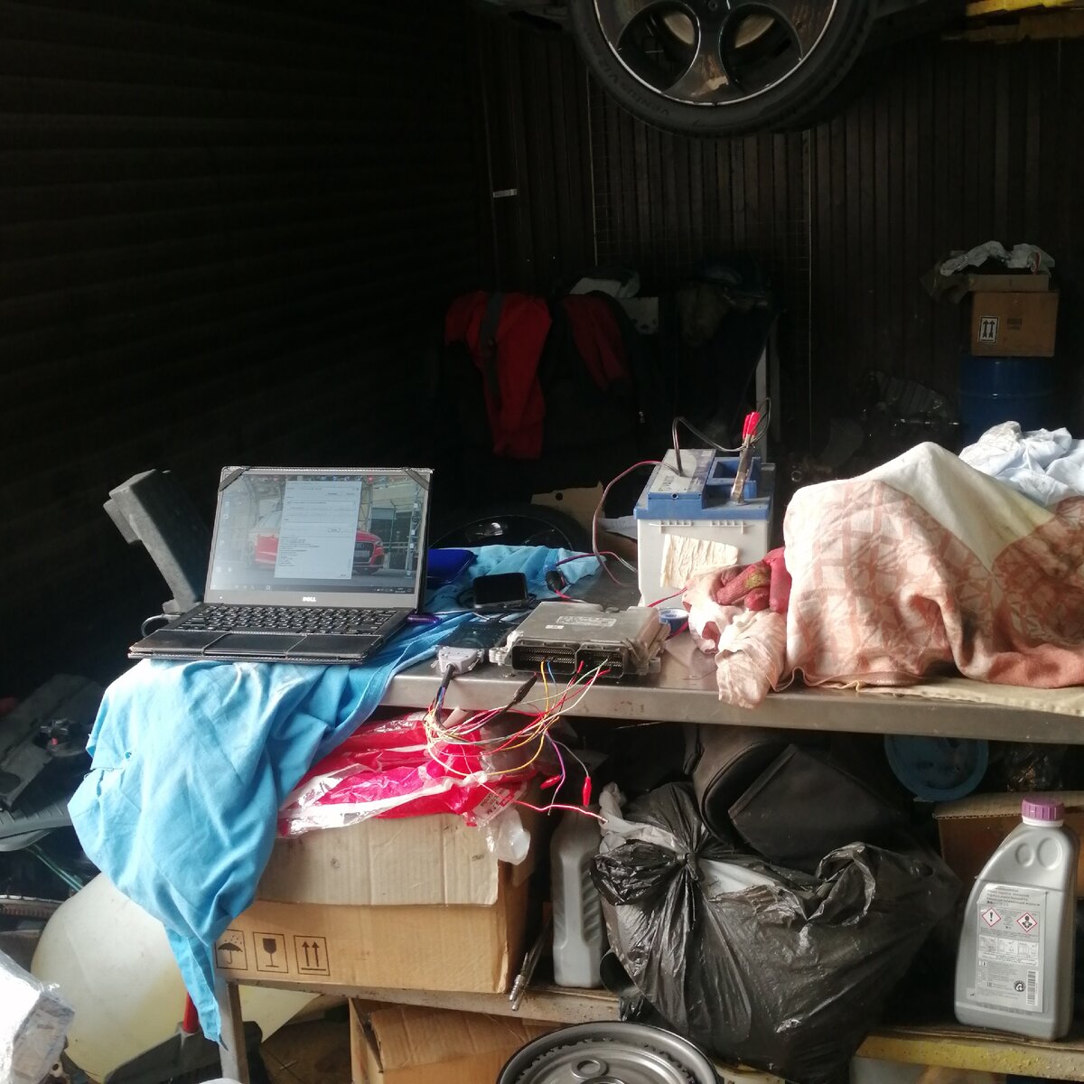 Иногда приходится искать нестандартный подход