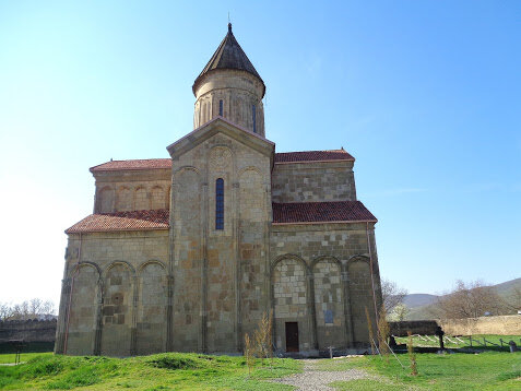 Храм Самтависи (1025-1030гг) относится к числу главных грузинских соборов Золотого века.