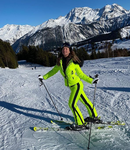 ОЛЬГА БУЗОВА В КУРШЕВЕЛЕФОТО: INSTAGRAM.COM/BUZOVA86
