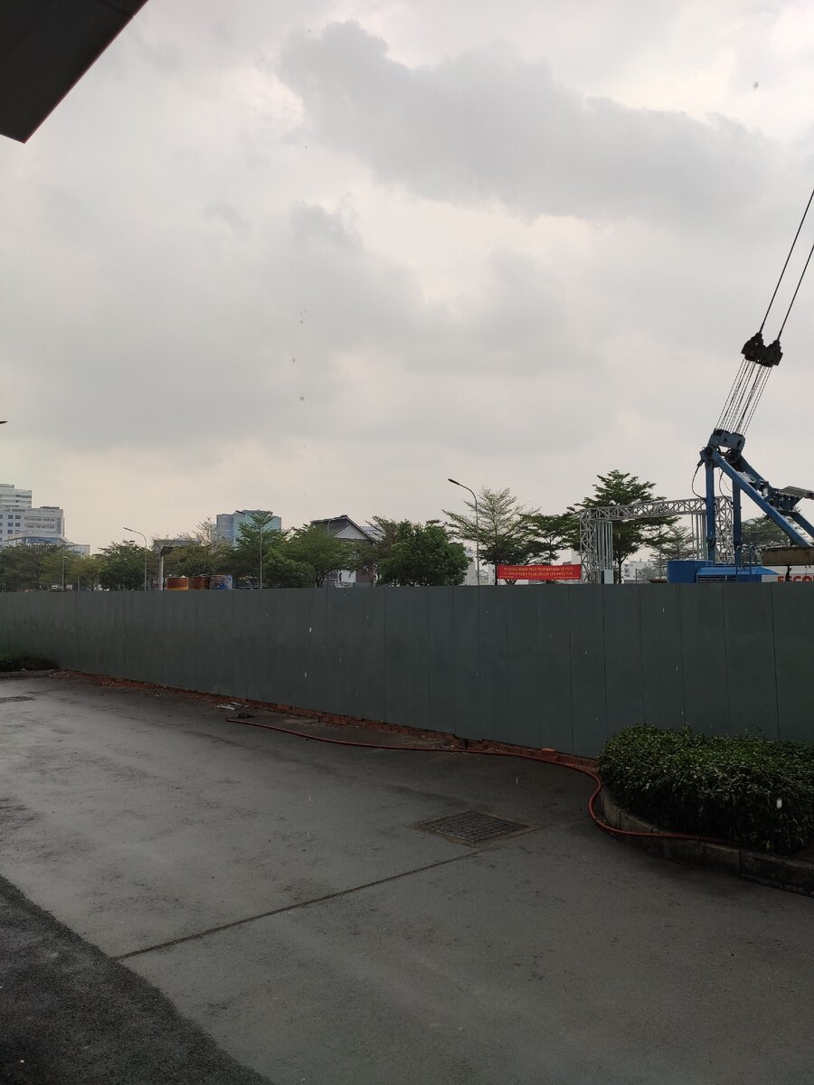 Как то уныло смотрится "солнечный Вьетнам"