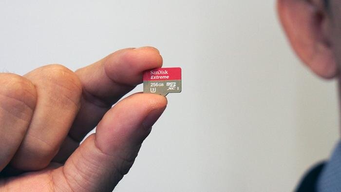 Карта памяти MicroSD 256 GB (яндекс.картинки)