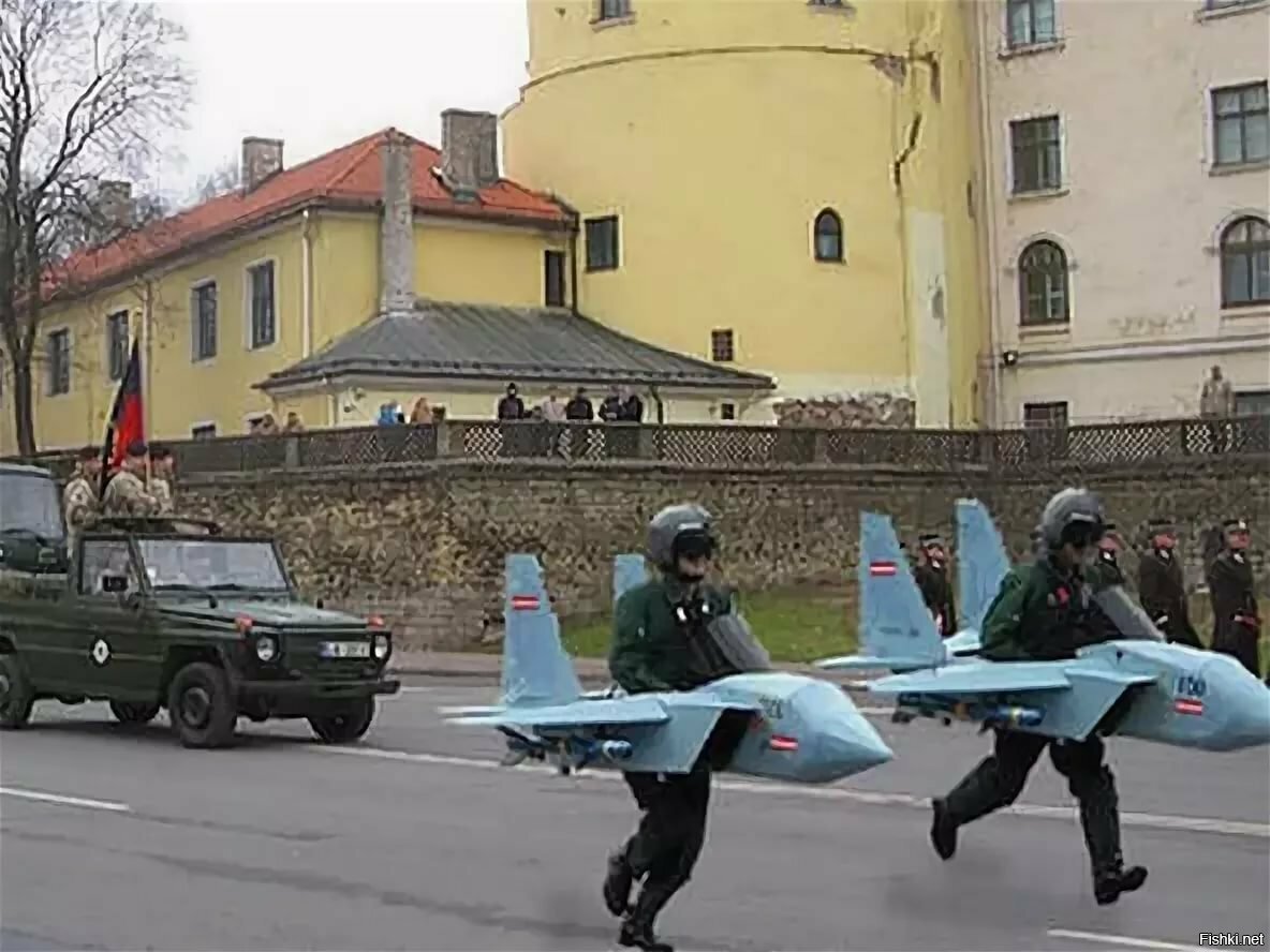  Прославленные ВВС Латвии на параде