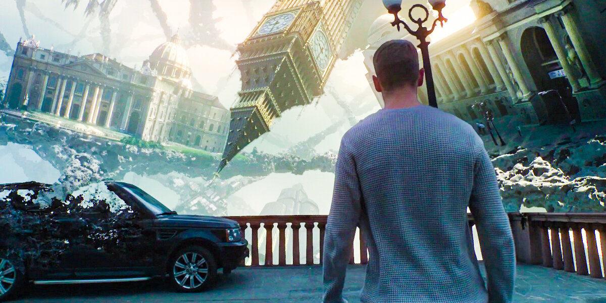 В таком визуальном бардаке очнулся главный герой - архитектор