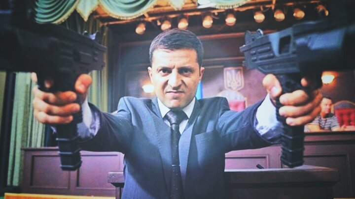 Кадр из сериала "Слуга народа"