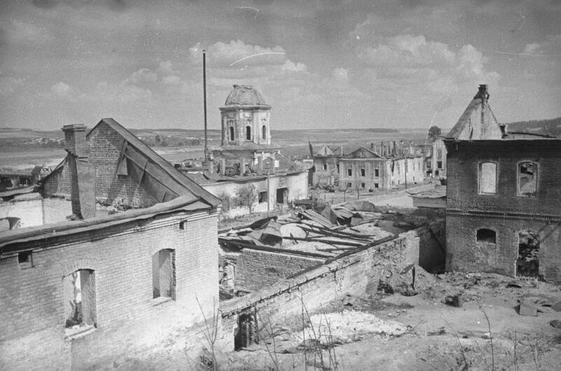 Город Дорогобуж после освобождения.