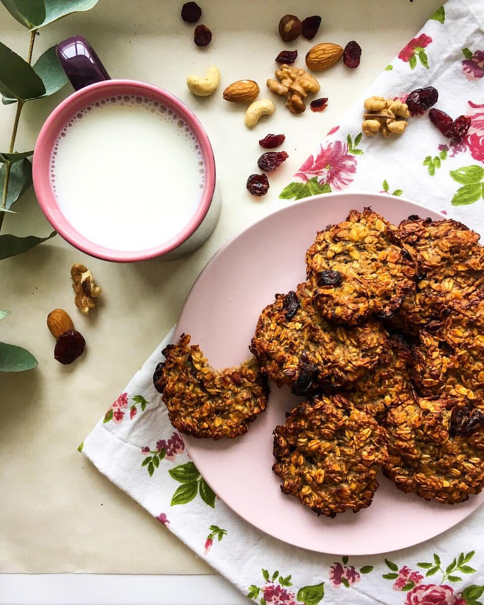 Овсяное печенье из двух ингредиентов за пятнадцать минут!