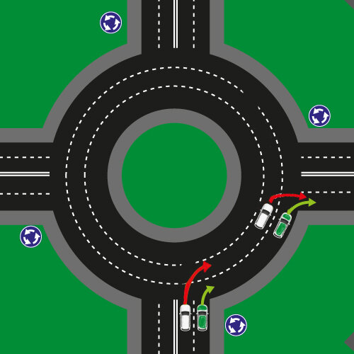 я на схеме на зеленой машине, виновник ДТП - на белой