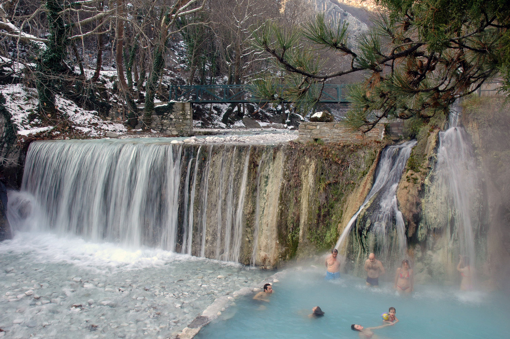 Лутра Позор
