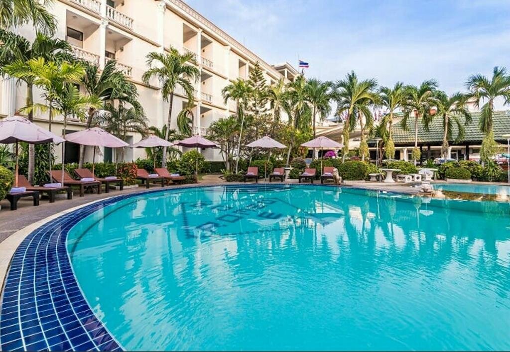 Romeo Palace 3*