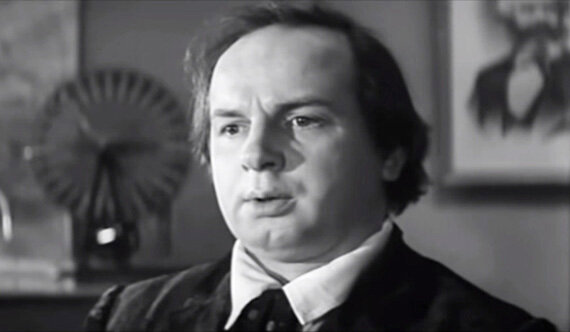 Анатолий Столбов. Кадр из фильма «Республика ШКИД»