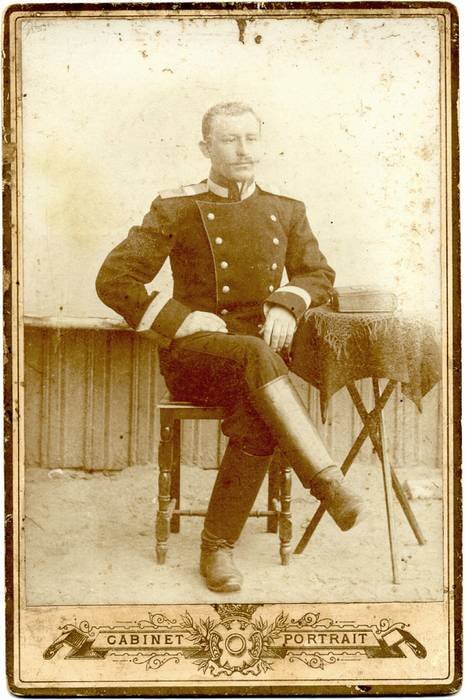 
Глава семьи русских "жидовствующих" крестьян Элиша(Родион) Агеев - унтер-офицер русской армии.1910г.
