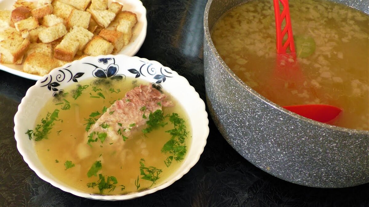 Гороховый суп с копченостями (классический рецепт)