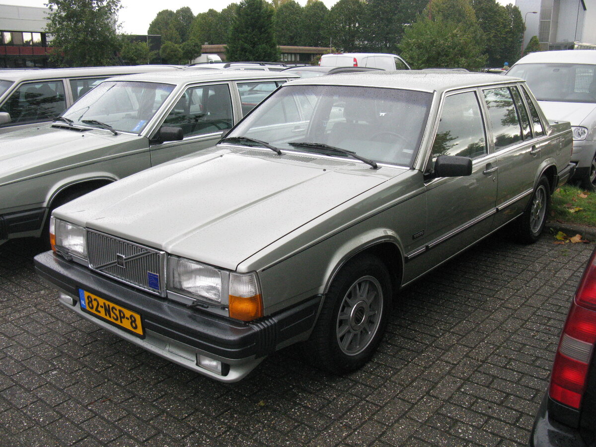 Volvo 760 GLE