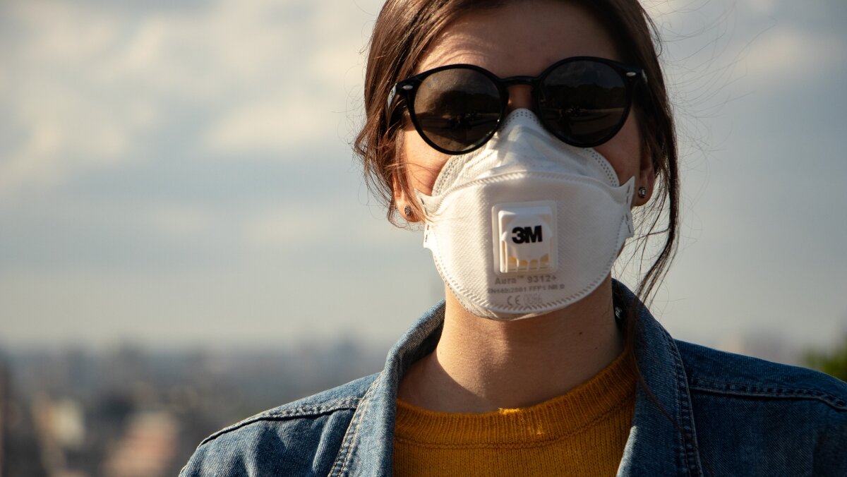 Светка теперь скрывается...