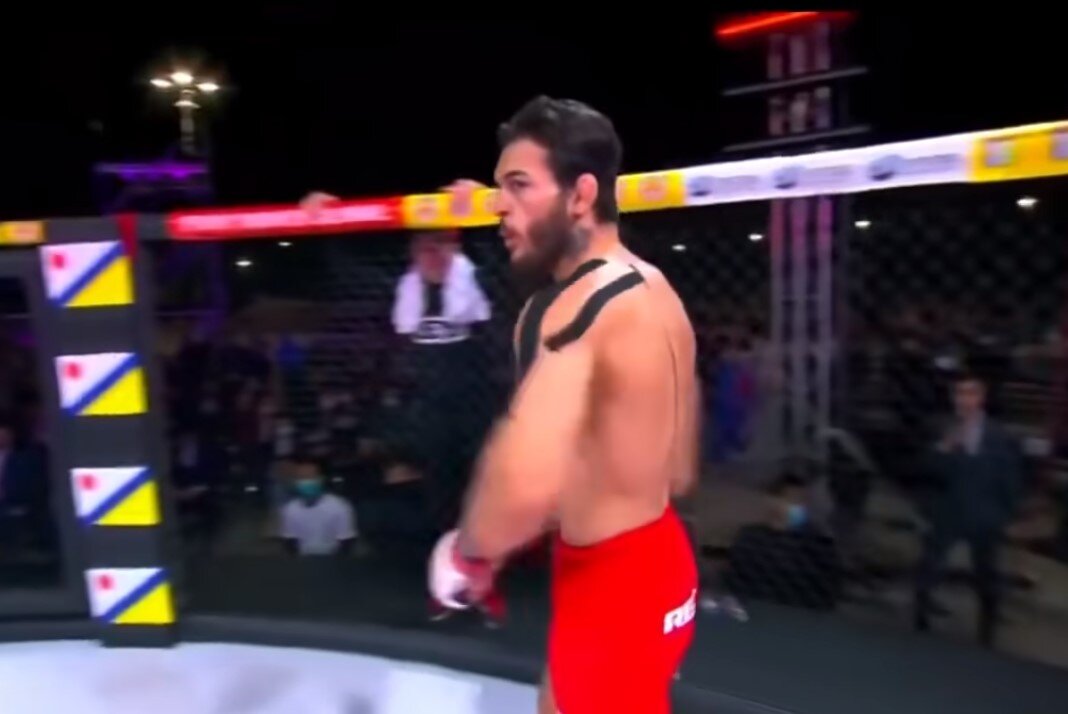 Тейпированный Чоршанбе Чоршанбиев в бою на Fight Nights