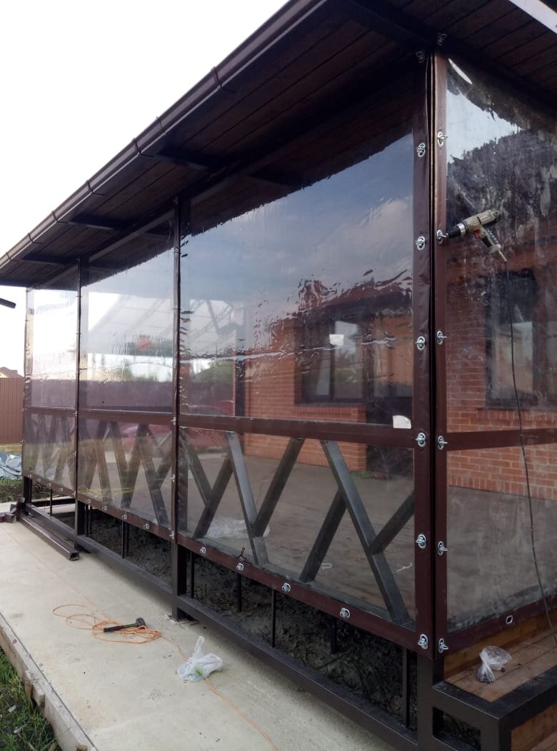 Мягкие окна для беседок и веранд из пленки ПВХ.