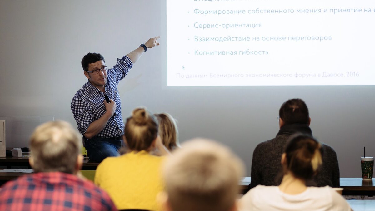 Максим Спиридонов